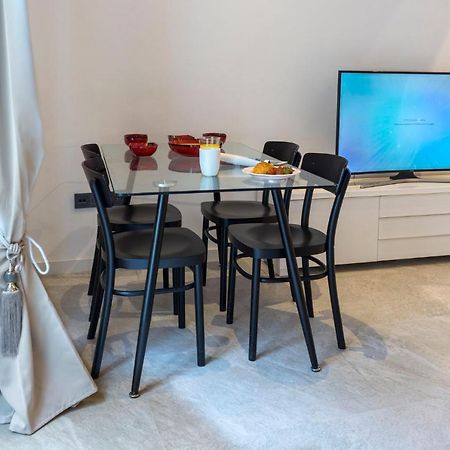 Acogedor Apartamento En Pleno Centro De Malaga By Sharingco Apartment Luaran gambar