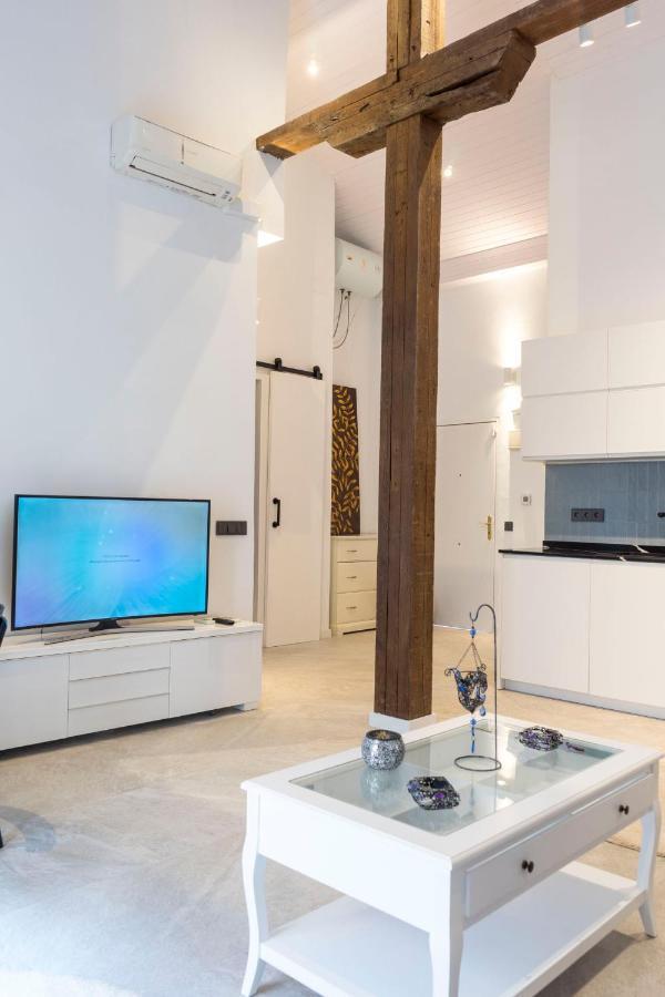 Acogedor Apartamento En Pleno Centro De Malaga By Sharingco Apartment Luaran gambar