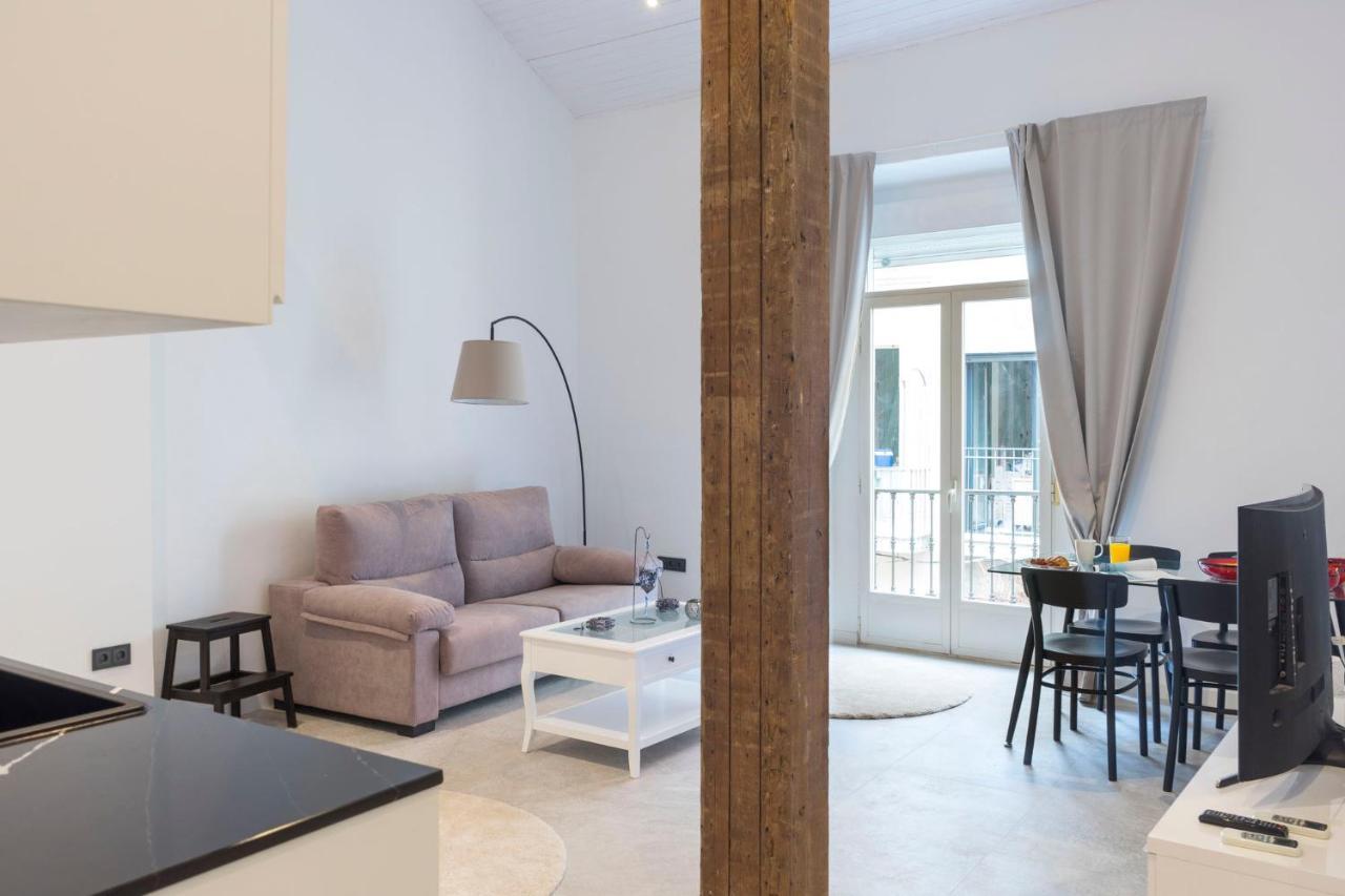Acogedor Apartamento En Pleno Centro De Malaga By Sharingco Apartment Luaran gambar